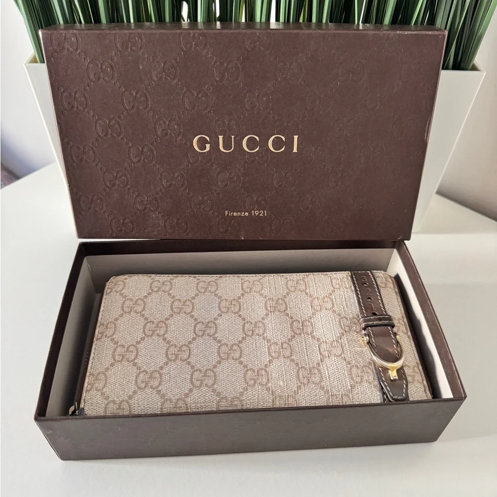 Authentic GUCCI GG Supreme Monogram Zip Around Wallet Maple Brown - Picture 1 of 12